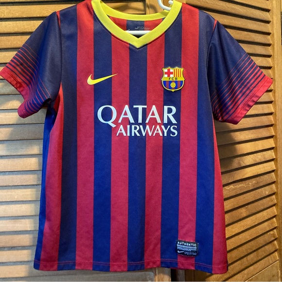 Nike FCB QATAR Blue/Red Soccer Jersey - Picture 1 of 12